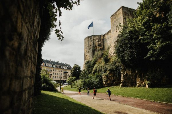 Au pied du château de Caen