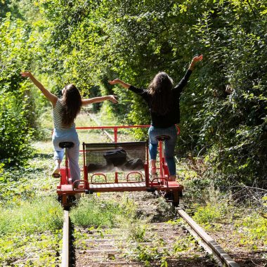 Balade en vélo-rail à Bagnoles-de-l'Orne