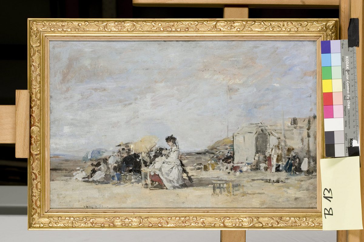Tableau du peintre Eugène Boudin, la dame en blanc sur la plage de Trouville
